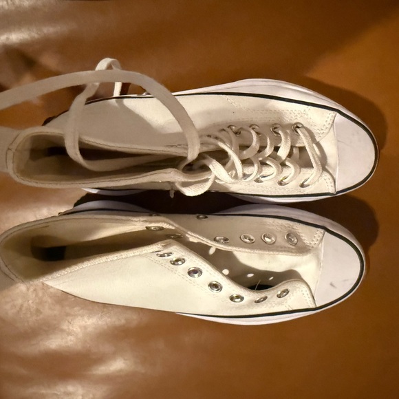 Converse Shoes - Converse White Run Star hike Chuck Taylor High-Top Sneakers